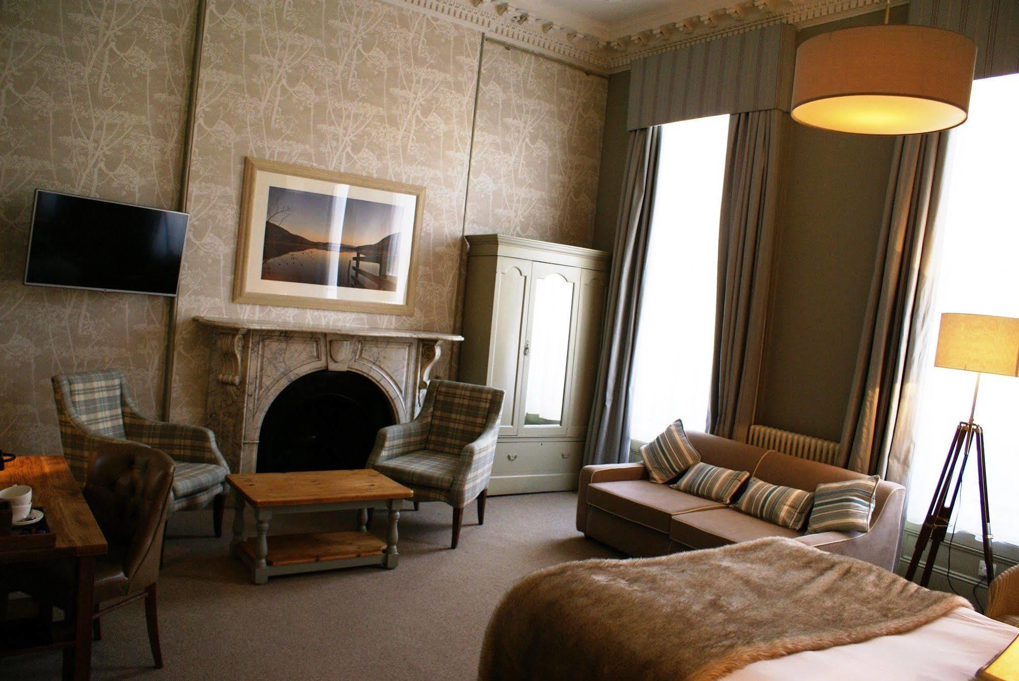 Loch Fyne Hotel And Restaurant บาธ ภายนอก รูปภาพ